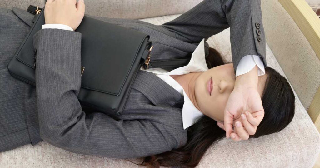 仕事終わりの自炊がしんどい…!自炊ストレスの乗り切り方と手間を省くヒントとは